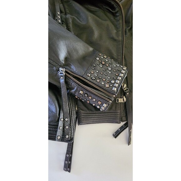 Harley Davidson Jacket Womens Medium Black Leather Zippers Pockets Studded New - Picture 9 of 16